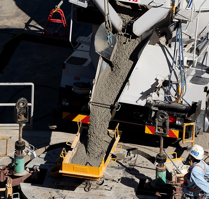 工事現場の作業写真
